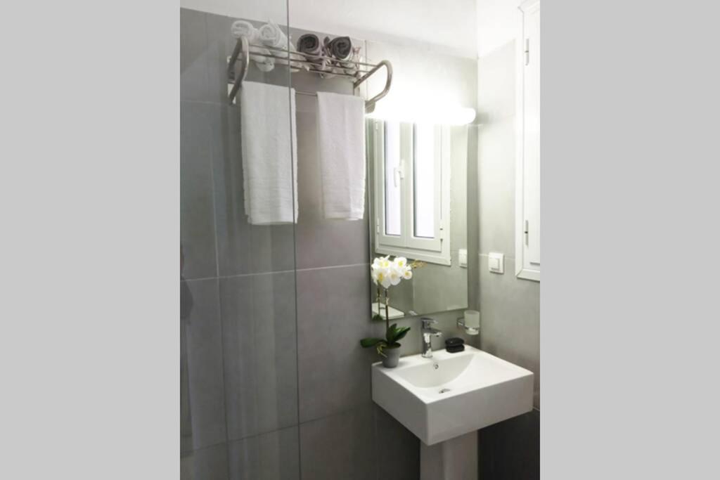 E & G - Figareto Apartment Канони Екстериор снимка